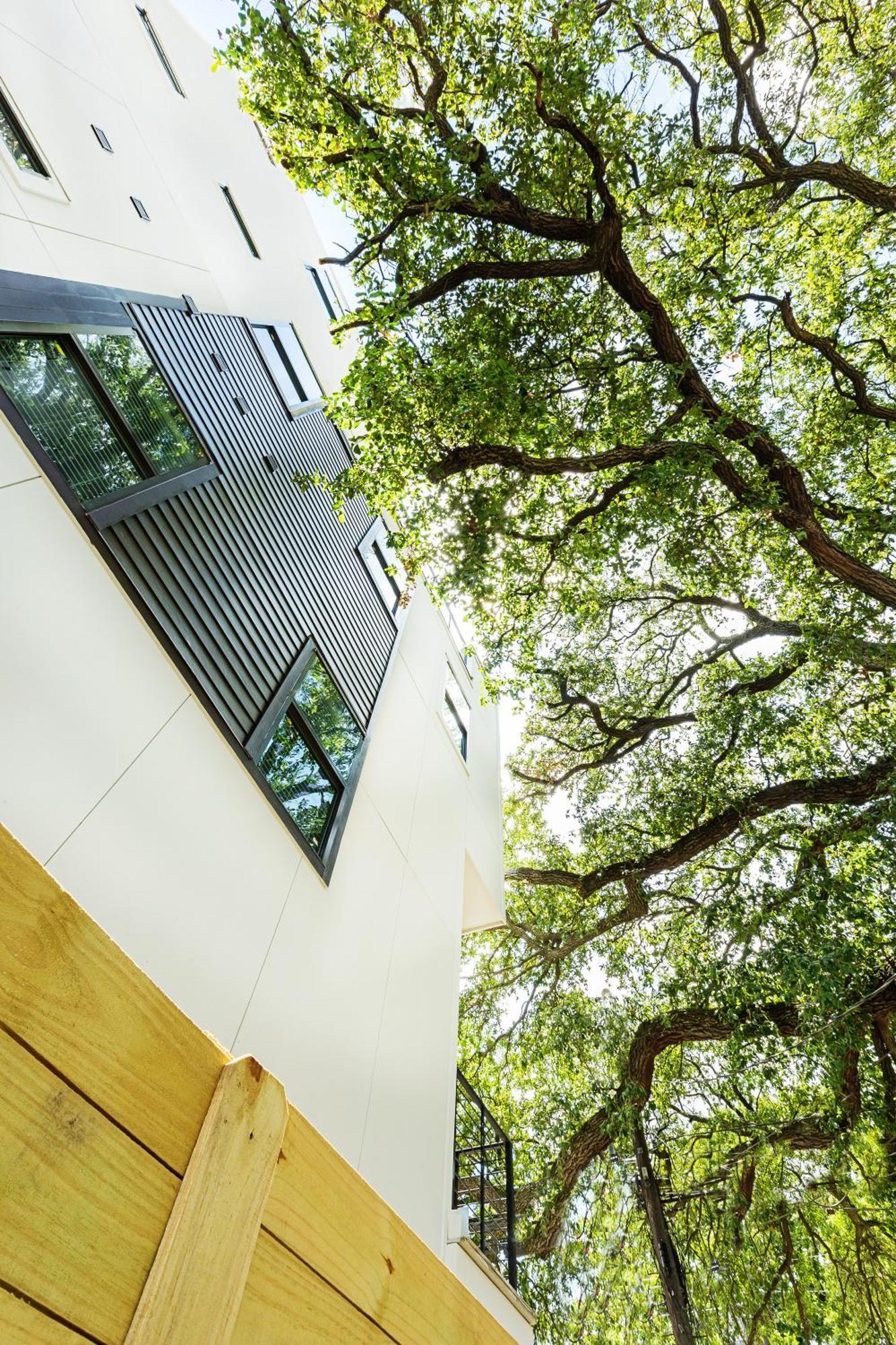 Montrose Guesthouse Suites By Dunyha Houston Exterior foto